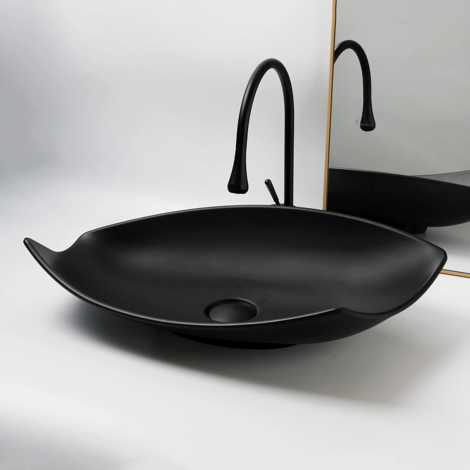 Blue Vessel Sink Deck Mounted, One Handle Faucet, Drain Set