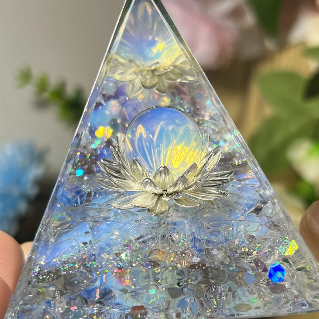 1PC Pyramid Decorative Home Piece