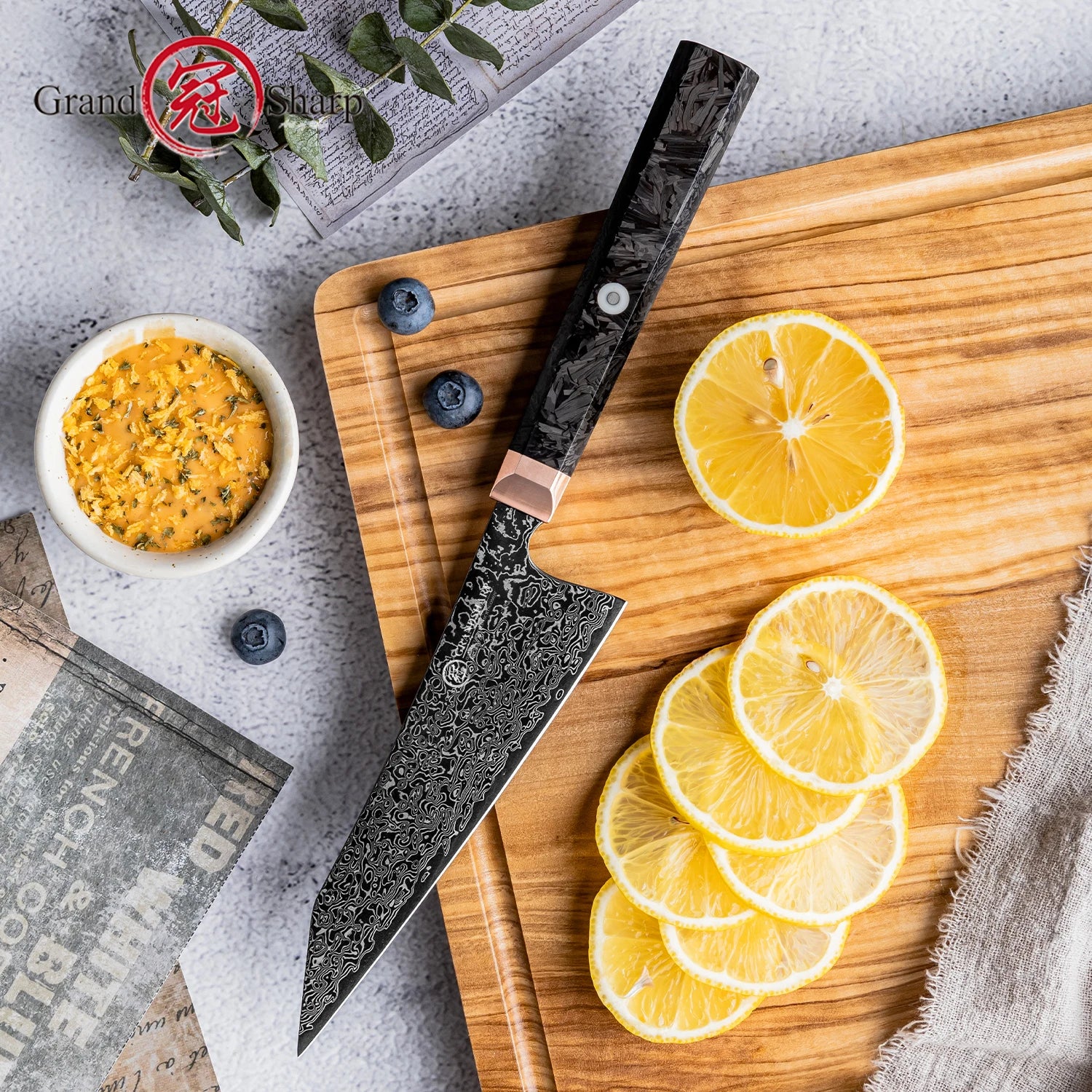 5.4"Bunka Knife 67 layers Damascus Steel