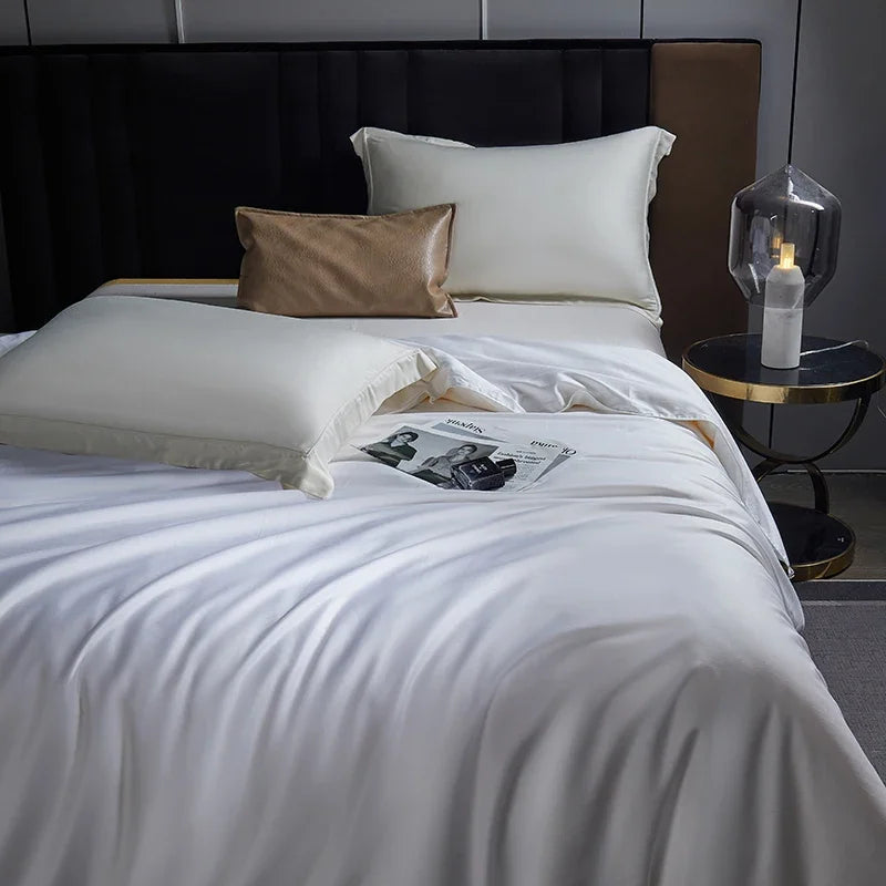 Hand -made quilts. Comforter, 100% Pure Silk, White