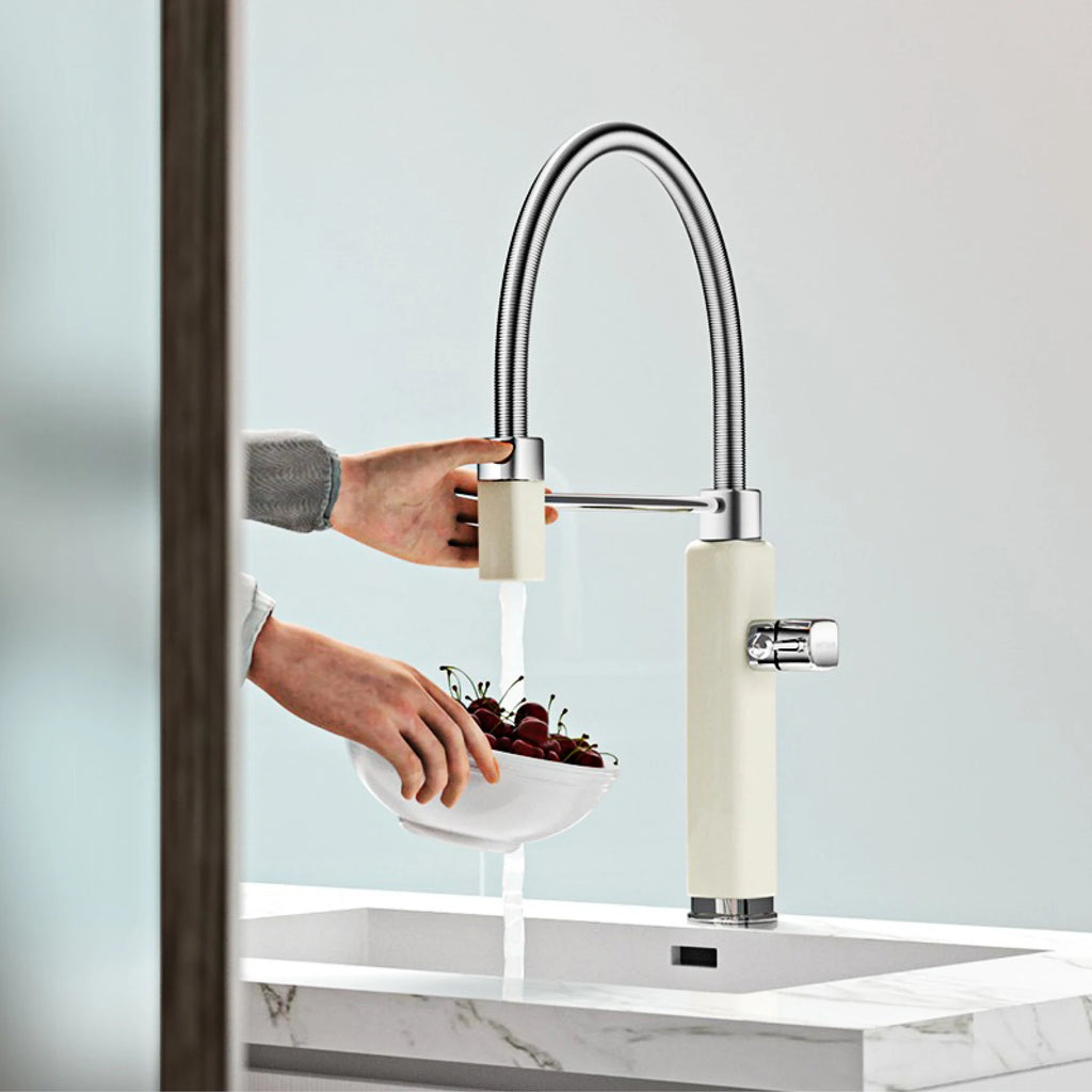 kitchen faucet with single handle, pull-out Spray