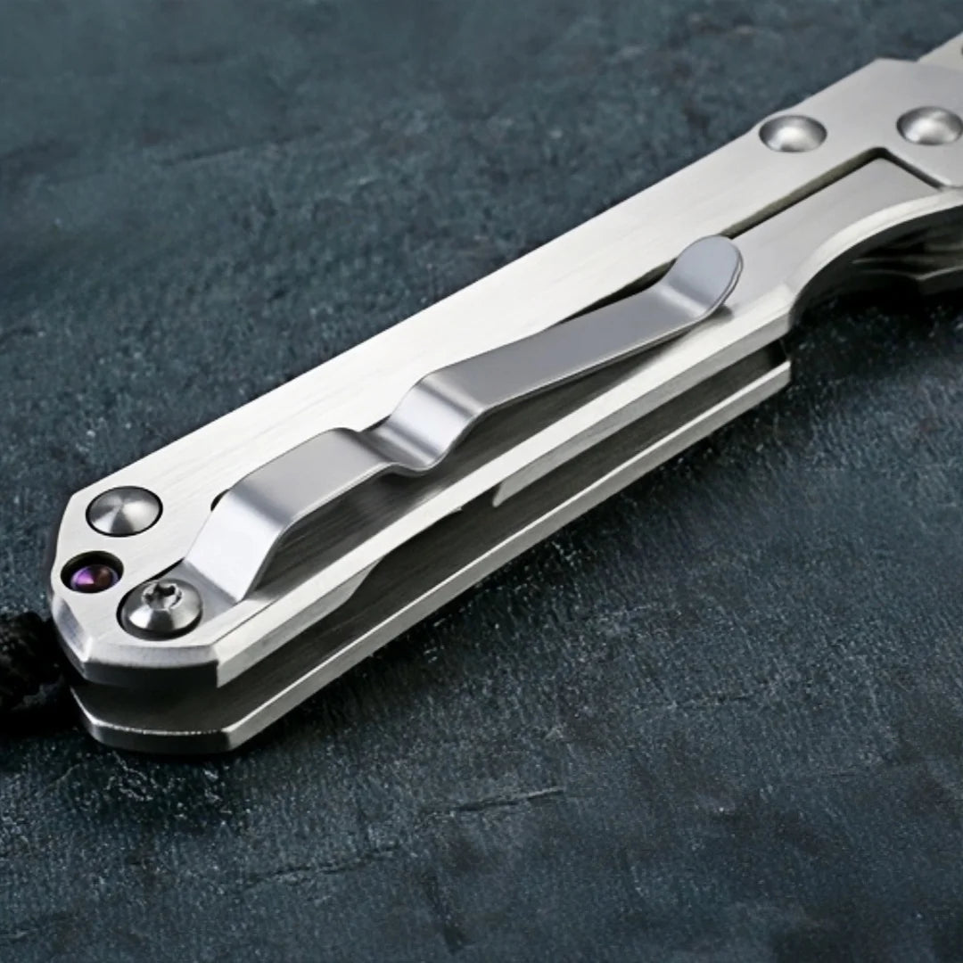 Folding Knife Made of High Hardness Stainless Steel